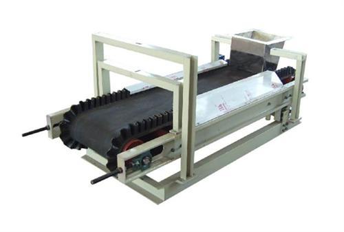 TP吊掛式調(diào)速定量給料機(jī)